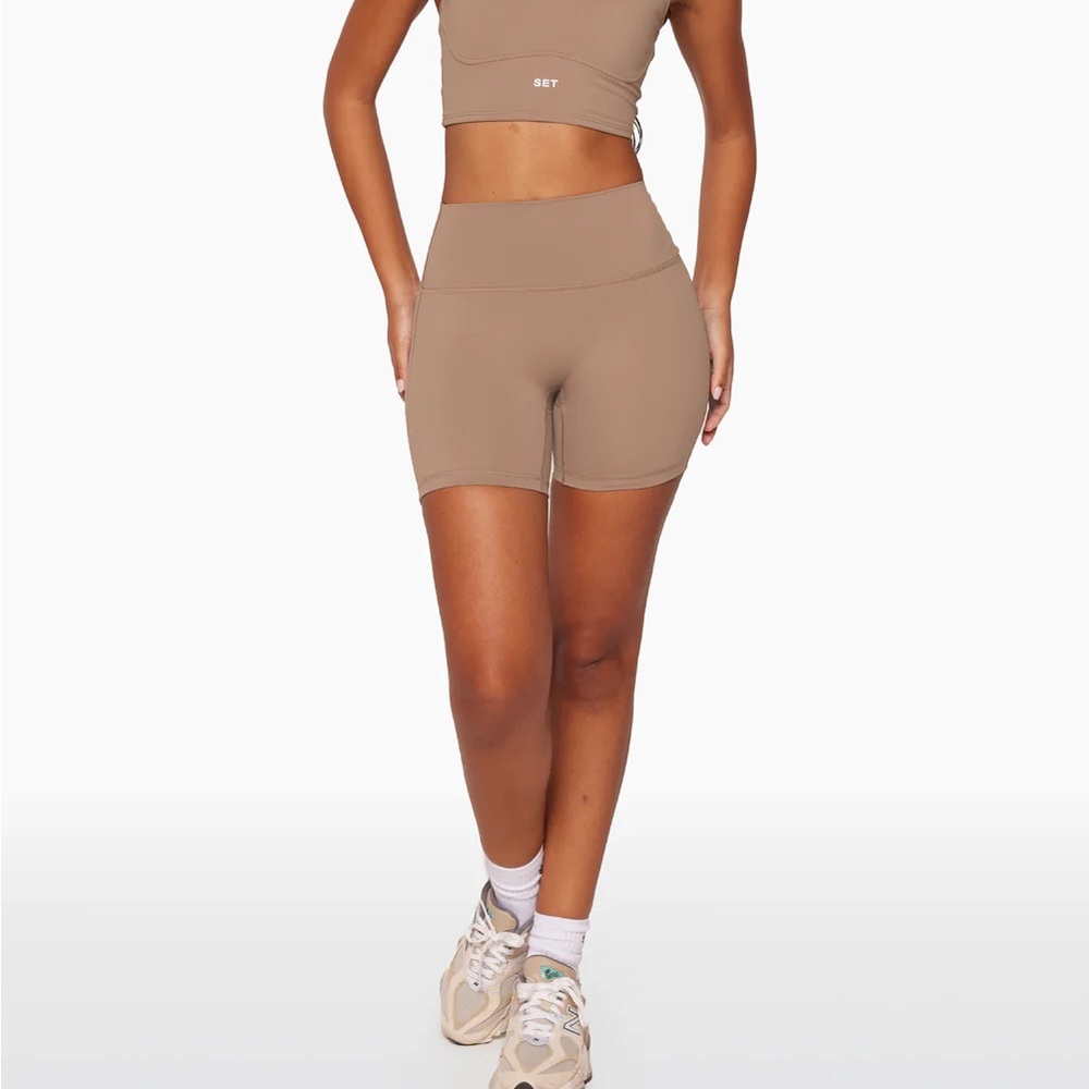 Set Active biker shorts